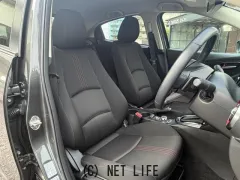 マツダ MAZDA2