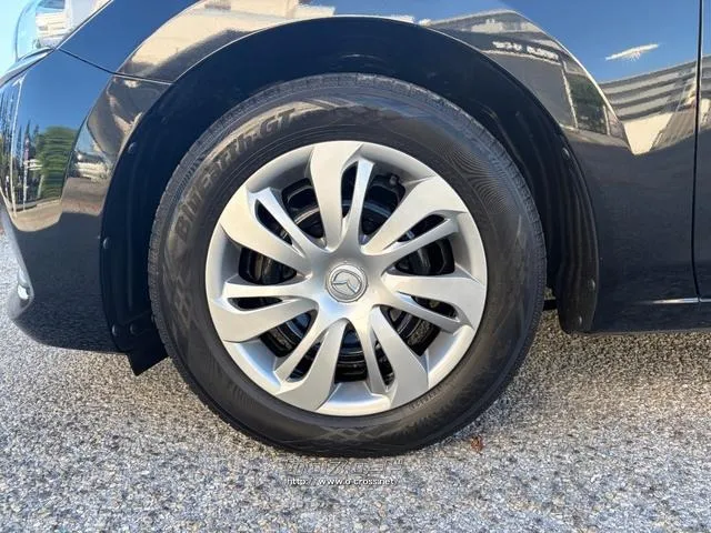 マツダ MAZDA2