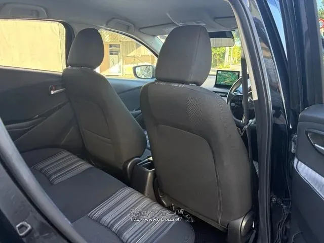 マツダ MAZDA2
