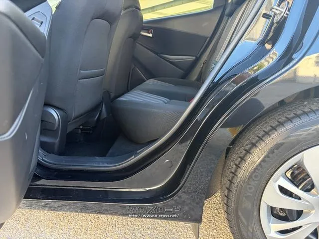 マツダ MAZDA2