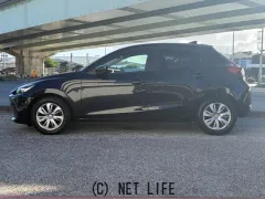 マツダ MAZDA2