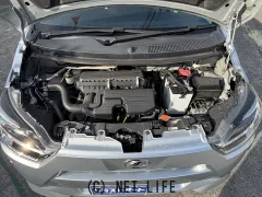 ダイハツ ミライース