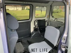 ダイハツ ハイゼットカーゴ