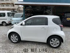トヨタ iQ