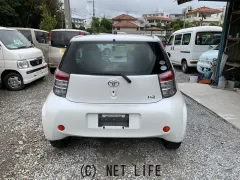 トヨタ iQ