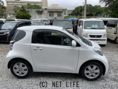 トヨタ iQ