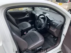 トヨタ iQ