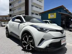 トヨタ C-HR