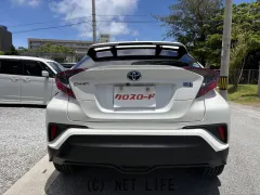 トヨタ C-HR