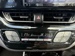 トヨタ C-HR
