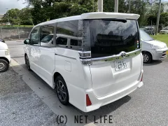 トヨタ ヴォクシー