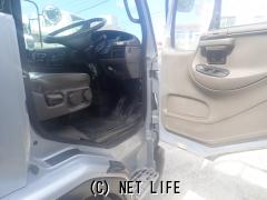 UDトラックス コンドル