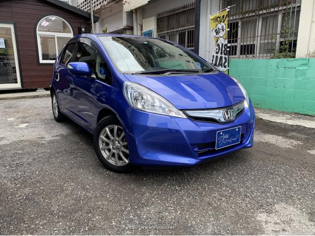 走行距離も5.6万km!!まだまだたっぷり乗れます♪ ホンダ フィットハイブリッド