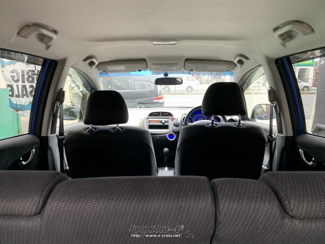 コンパクトだけど室内広々☆ ホンダ フィットハイブリッド