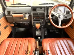 スズキ ジムニー