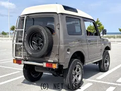 スズキ ジムニー