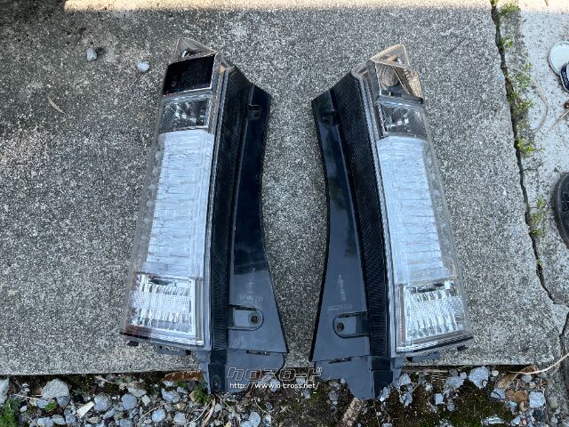 外装・エアロ N-BOX テールレンズ