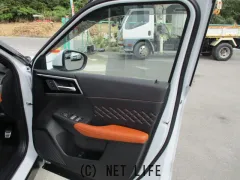 三菱 アウトランダー