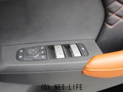 三菱 アウトランダー