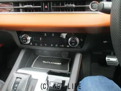 三菱 アウトランダー