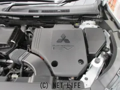 三菱 アウトランダー