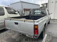 日産 ダットサン