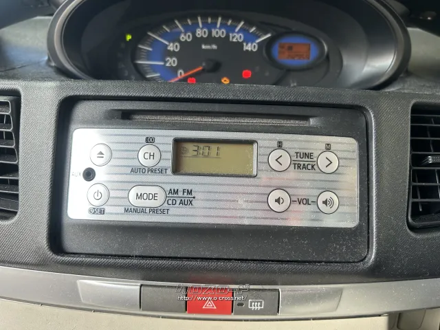 オーディオ ダイハツ純正AUX付きCD