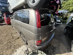 部品取車 アイシス