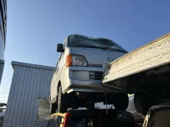 部品取車 サンバー