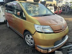 部品取車 セレナ