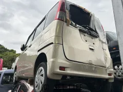 部品取車 パレット