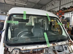 外装・エアロ バモス　アクテイー　Fガラス