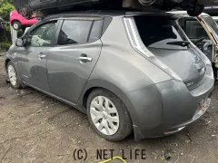 部品取車 リーフ