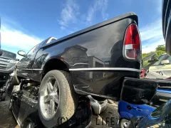 部品取車 フォード