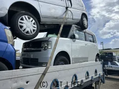 部品取車 コンテ