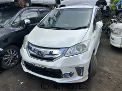 部品取車 フリード