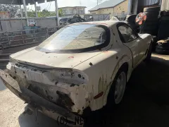 部品取車 RX7