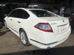 部品取車 ティアナ