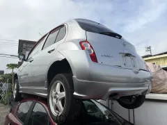 部品取車 マーチ