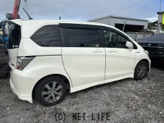 部品取車 フリードハイブリッド