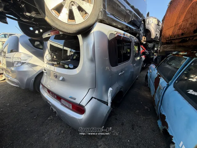 部品取車 キューブ