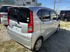 ダイハツ ムーヴ