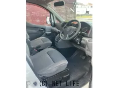 日産 NV200バネットバン