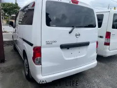 日産 NV200バネットバン