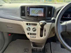 ダイハツ ミライース