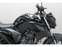ヤマハ FZ25