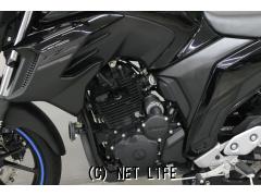 ヤマハ FZ25