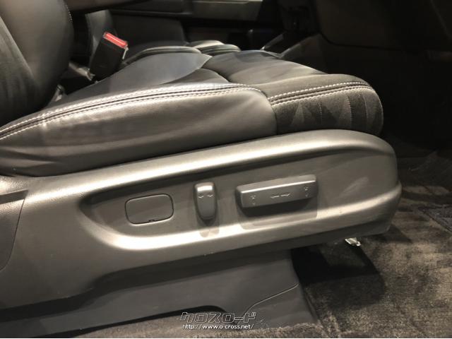 パワーシート付で運転中も楽々微調整できます。 ホンダ オデッセイ