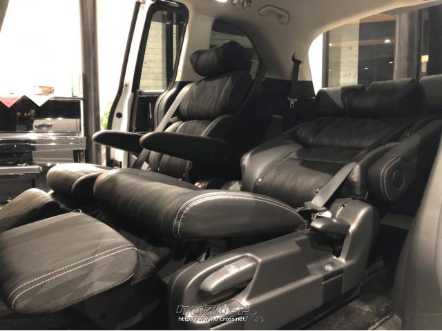 2列目がまるでベッドのようにリクライニング可能。ほぼフラットになるまで倒せます。 ホンダ オデッセイ