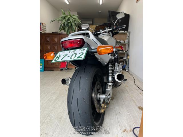 ホンダ X4 1300・2000(H12)初度登録(届出)年・シルバー・1300cc ホンダ X4 1300・2000(H12)初度登録(届出)年・シルバー・1300cc
